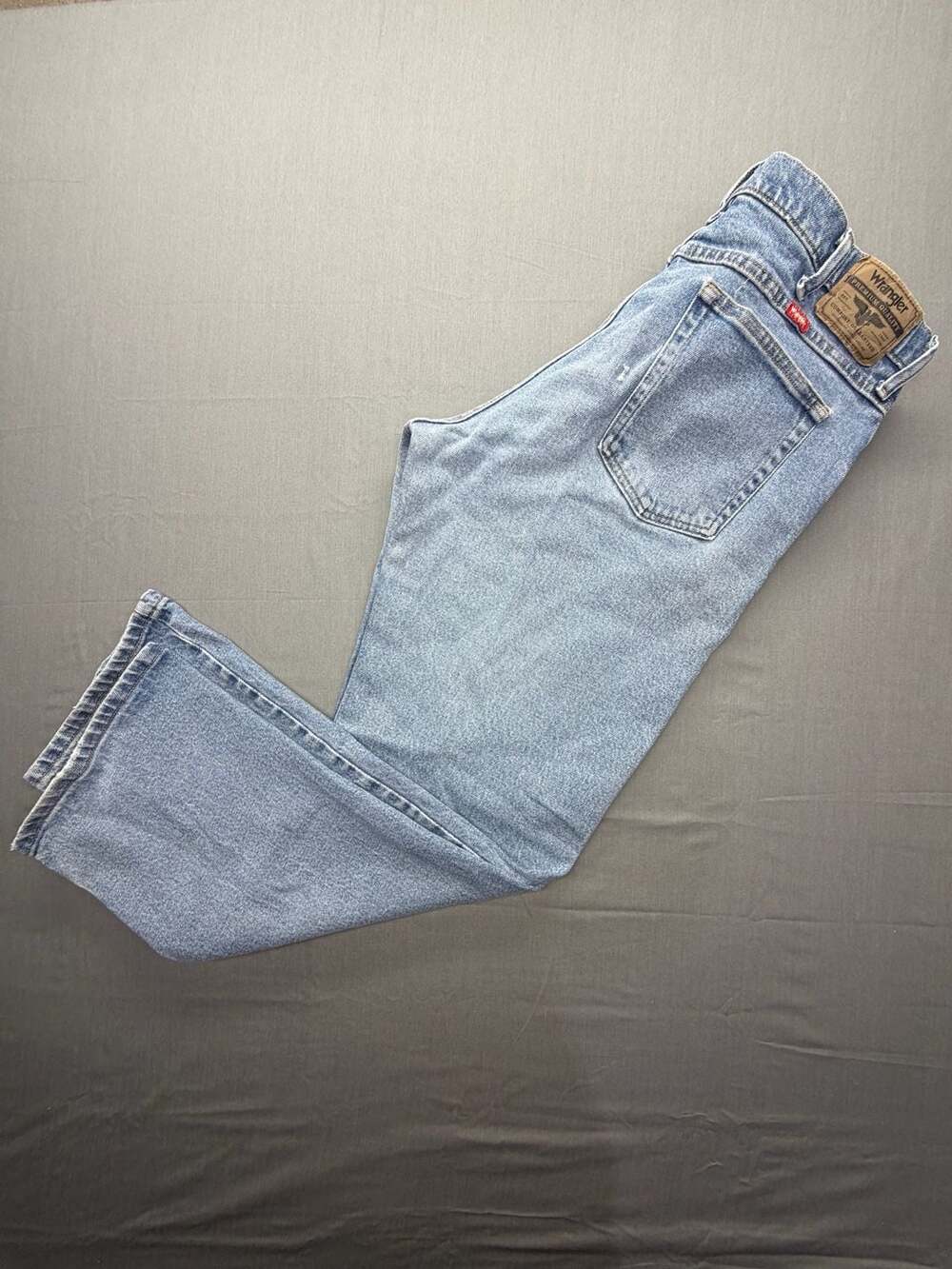 Wrangler Jeans Size 34 X 30 Light Wash Denim